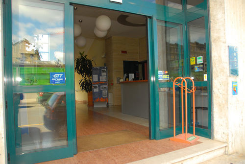 Open011 Hostel *